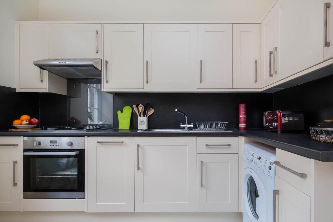 Stockbridge Two Bedroom Apartment เอดินบะระ ภายนอก รูปภาพ